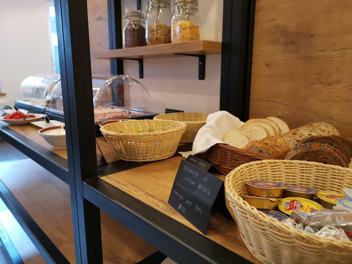 Pri Karlu Rooms & More Maribor Ngoại thất bức ảnh