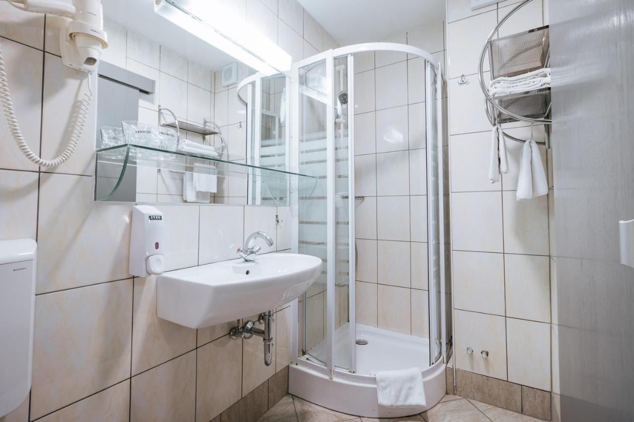 Pri Karlu Rooms & More Maribor Ngoại thất bức ảnh